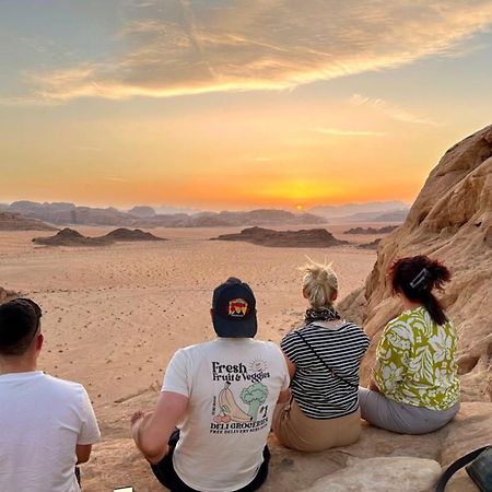 Rum Solaris Bubbles Camp Wadi Rum Exterior photo