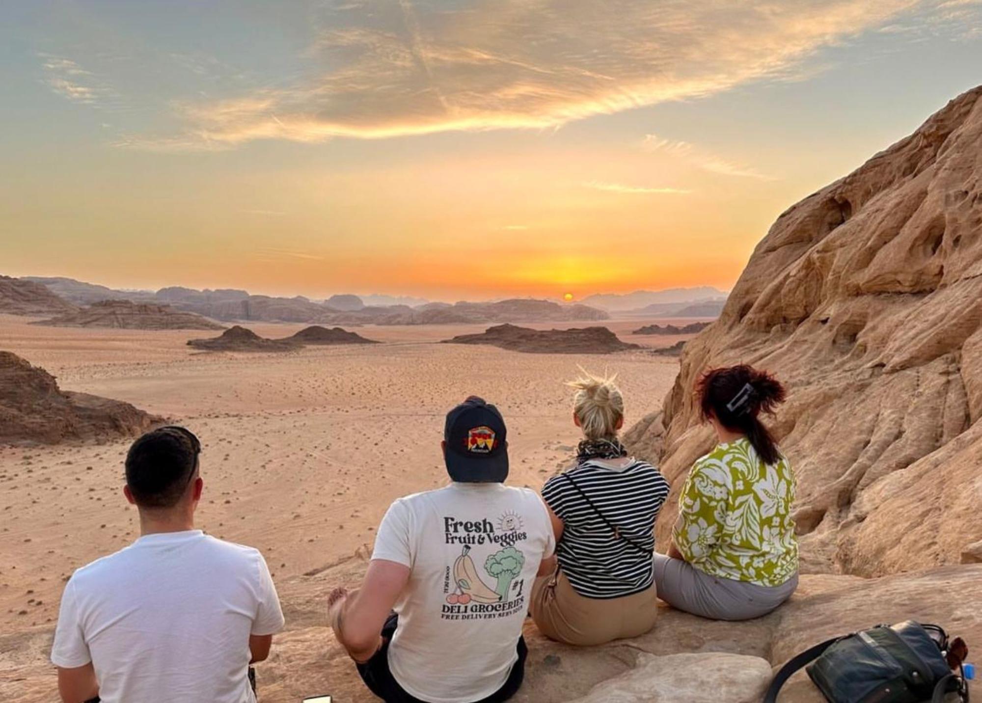 Rum Solaris Bubbles Camp Wadi Rum Exterior photo